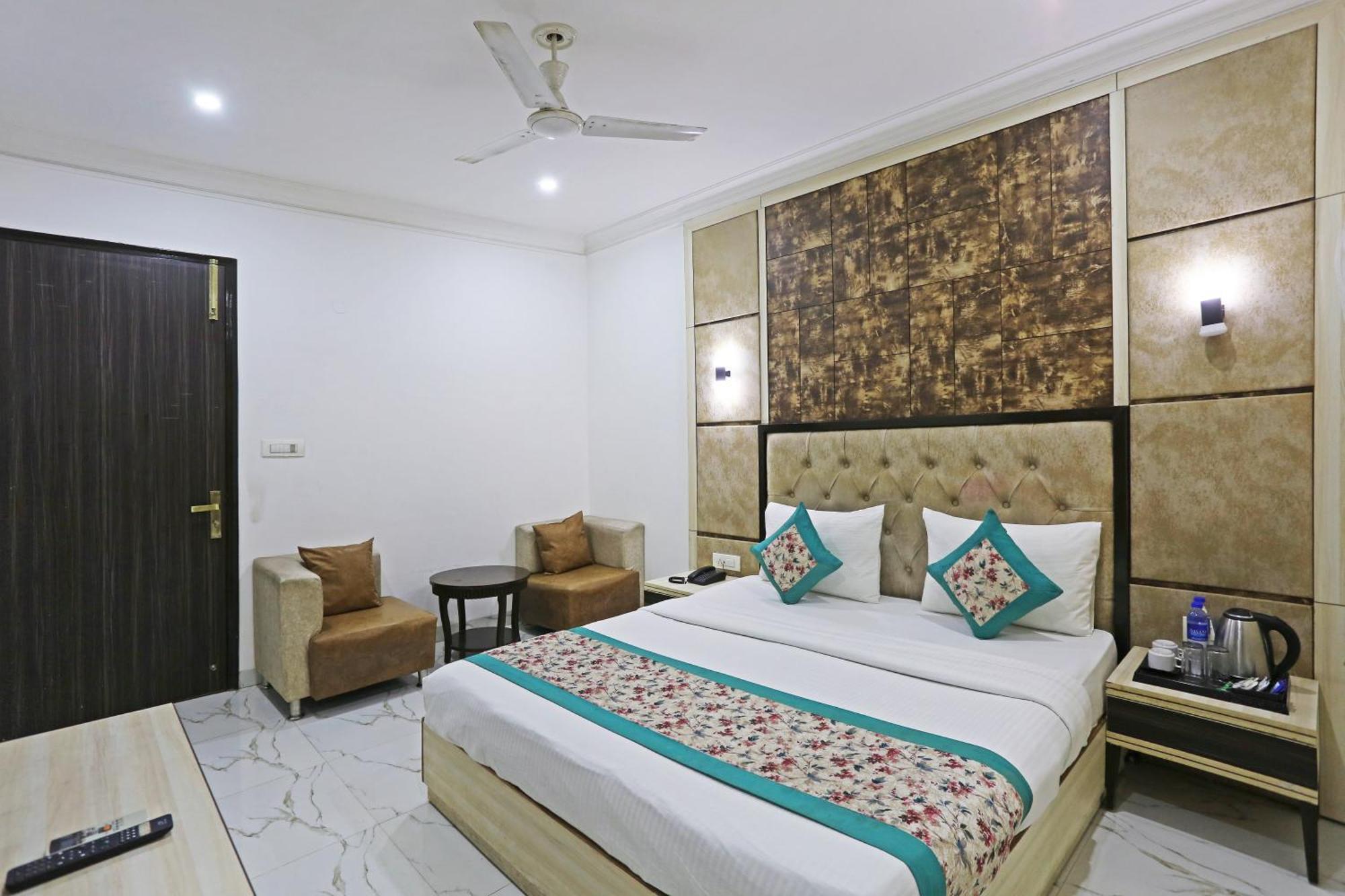 Hotel Almora Sky Near By Delhi International Airport With - Free Airport Pickup And Drop New Delhi Eksteriør bilde